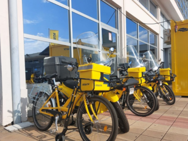 Pošta Srbije uložila 128 mliona dinara za nabavku 216 električnih mopeda za dostavu