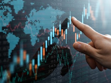 Globalna tržišta stabilna, ali investitori i dalje oprezni zbog inflacije i geopolitike