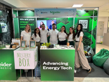 Schneider Electric nastavlja da ulaže u mlade talente i buduće inženjere – uspešno održan još jedan KONTEH sajam