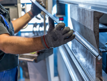 U februaru u Srbiji industrijska proizvodnja manja nego godinu ranije