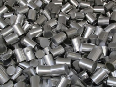 Globalna kriza aluminijuma: rat i trgovinske barijere iscrpljuju zalihe