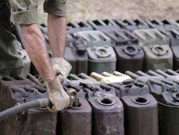 Vlada Srbije donela je odluku da pusti još 30.000 tona dizela iz rezervi