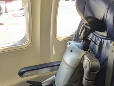 Humanoidni robot pod nazivom Bibap uzrokovao je kašnjenje leta zbog sigurnosnih razloga