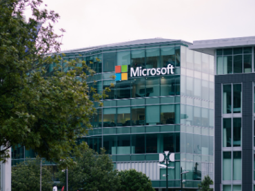 Microsoft je saopštio da će ukinuti 3.200 radnih mesta u svojoj gejming diviziji Xbox