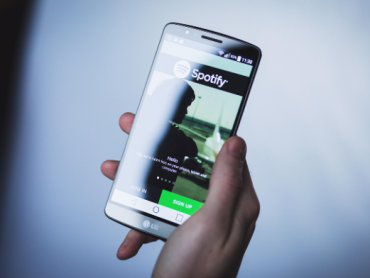 Spotifaj je objavio da će korisnici njegovog premijum paketa ubuduće moći da razgovaraju sa AI asistentom o muzici