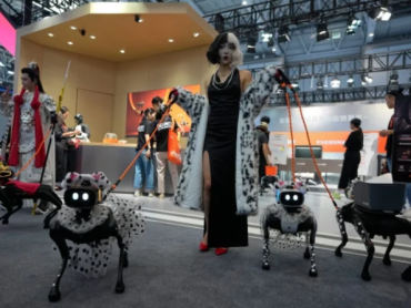 Kina izložila humanoidne i druge robote na velikoj konferenciji u Pekingu